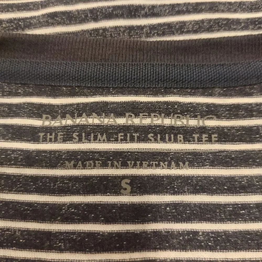 Banana Republic Slim Fit Tee Size Small Gray White